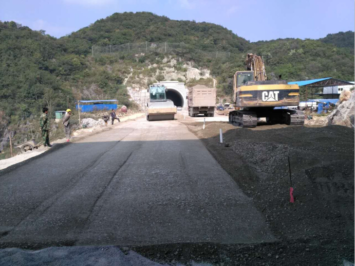 中交1公司承建贵都高速第十标