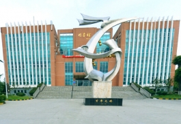 金阳一中图书馆